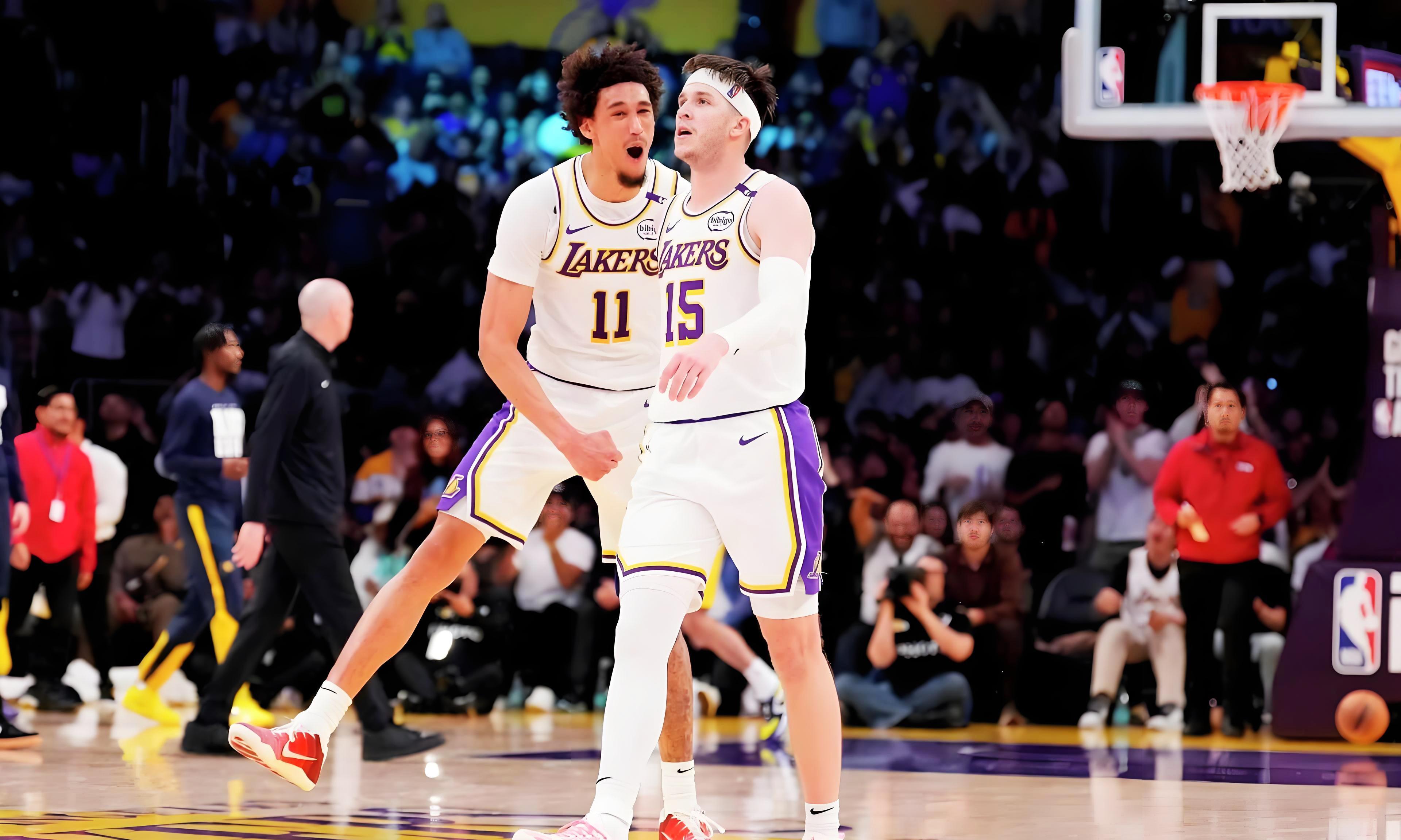 逆转之夜！湖人最后时刻连续得分取胜，学校方式.