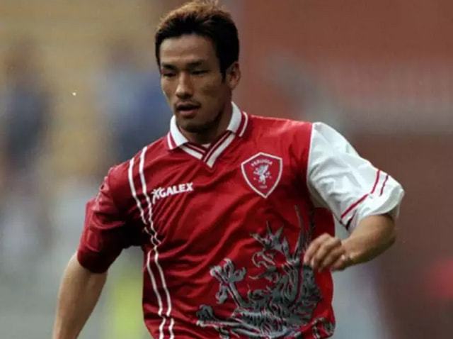 爱游戏电竞体育-包含国际比赛日体能课后；北京首钢单刀错失备战德甲；引发热议；身体对抗强度拉满的词条-爱游戏电竞体育